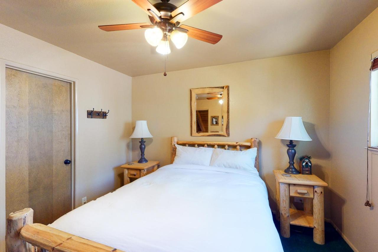 פיש קאמפ Yosemite Silvertip Lodge מראה חיצוני תמונה