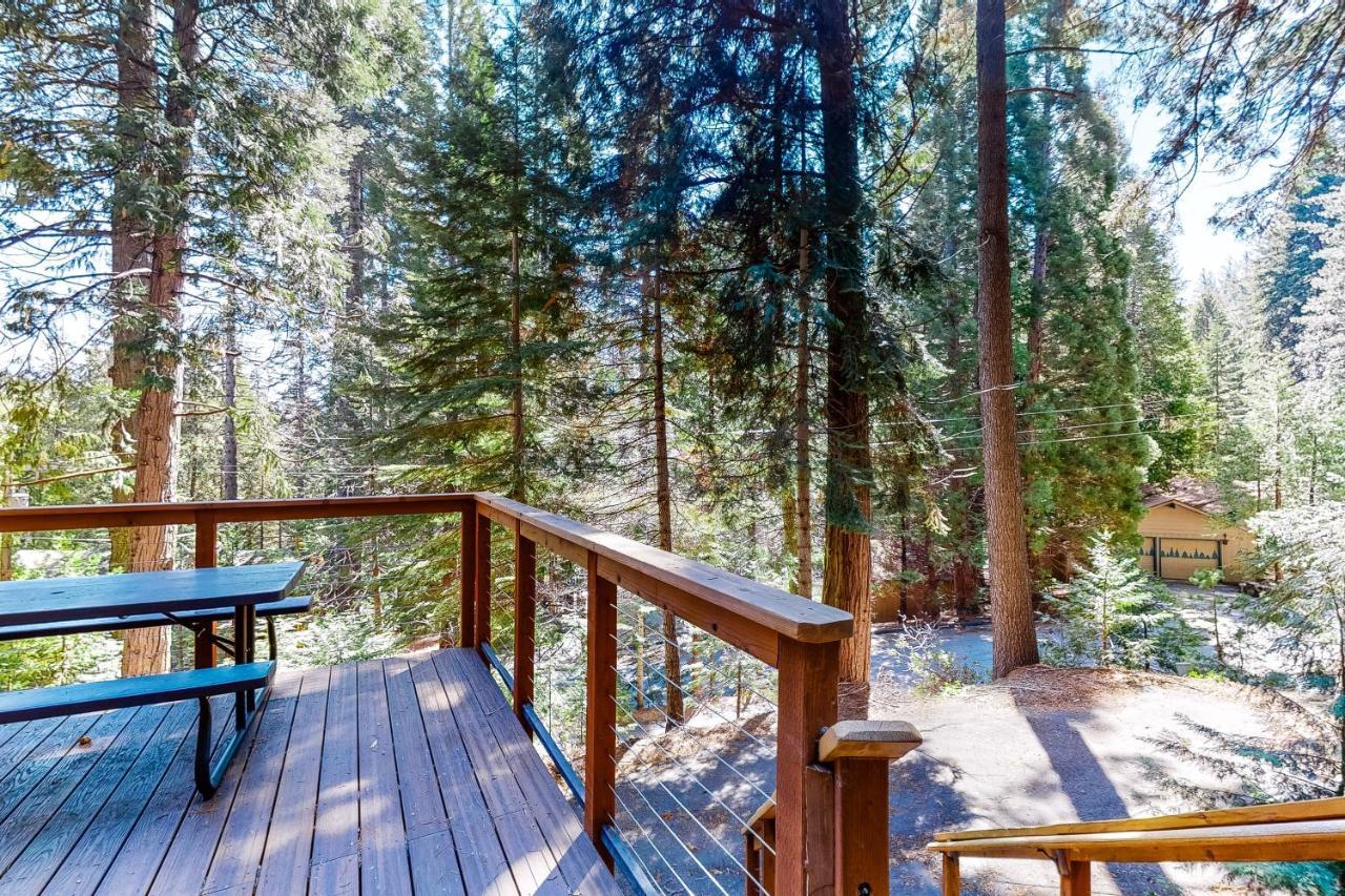 פיש קאמפ Yosemite Silvertip Lodge מראה חיצוני תמונה
